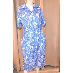 Vintage Dress 1970s Pointy Collar Big Pockets Mod Zip
